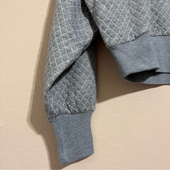 SOCIALITE Textured Mock Neck Pullover - Picture 7 of 11